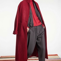 ALBA CONDE Abrigo Granate Oversize - Imagen 1