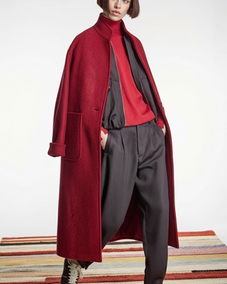 ALBA CONDE Abrigo Granate Oversize - Imagen 1