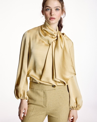 ALBA CONDE Blusa Amarilla con Lazada - Imagen 2