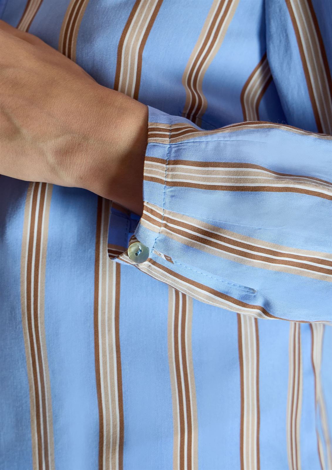 ALBA CONDE Blusa Azul de Rayas - Imagen 5