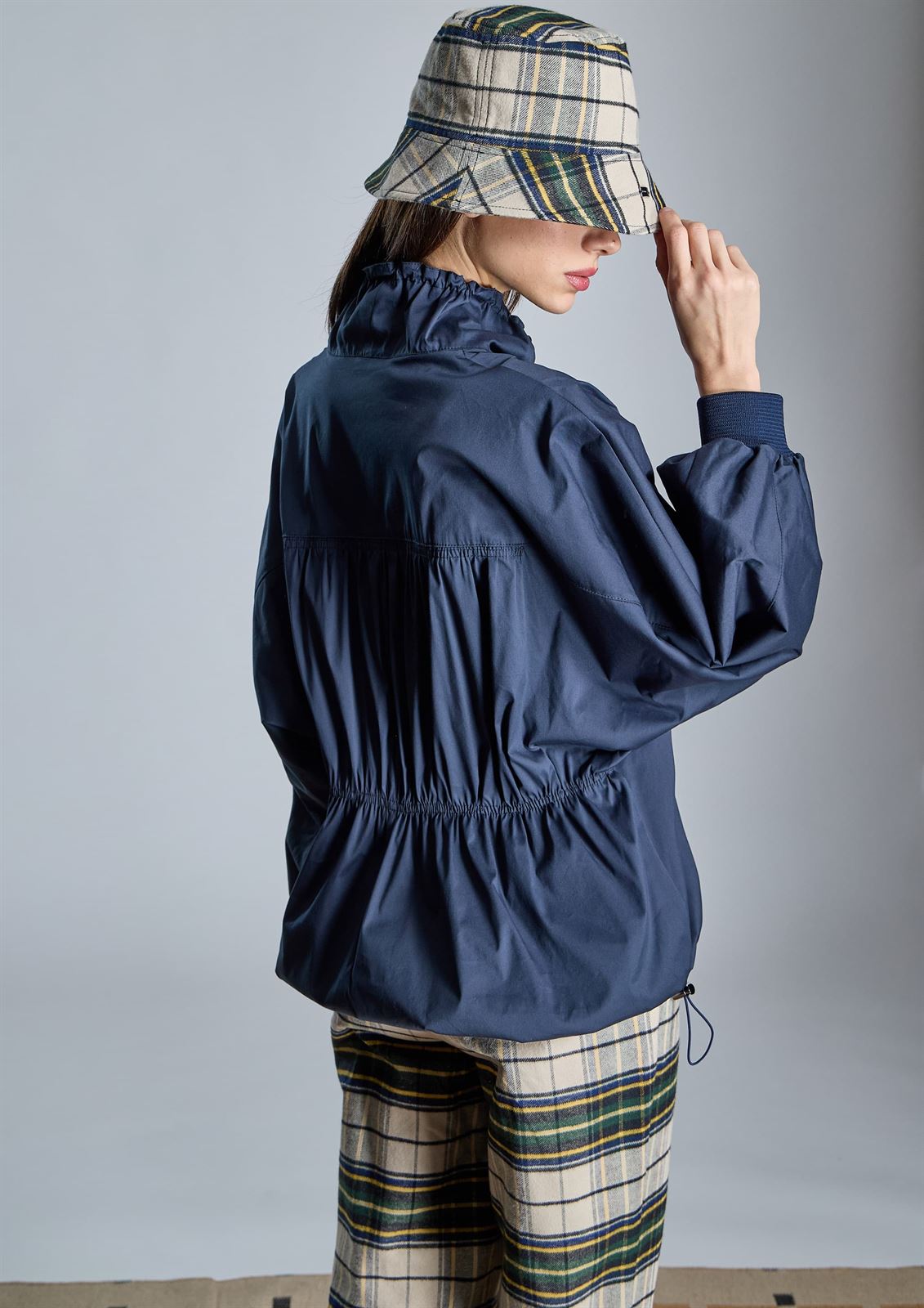 ALBA CONDE Blusa Azul Marino - Imagen 4