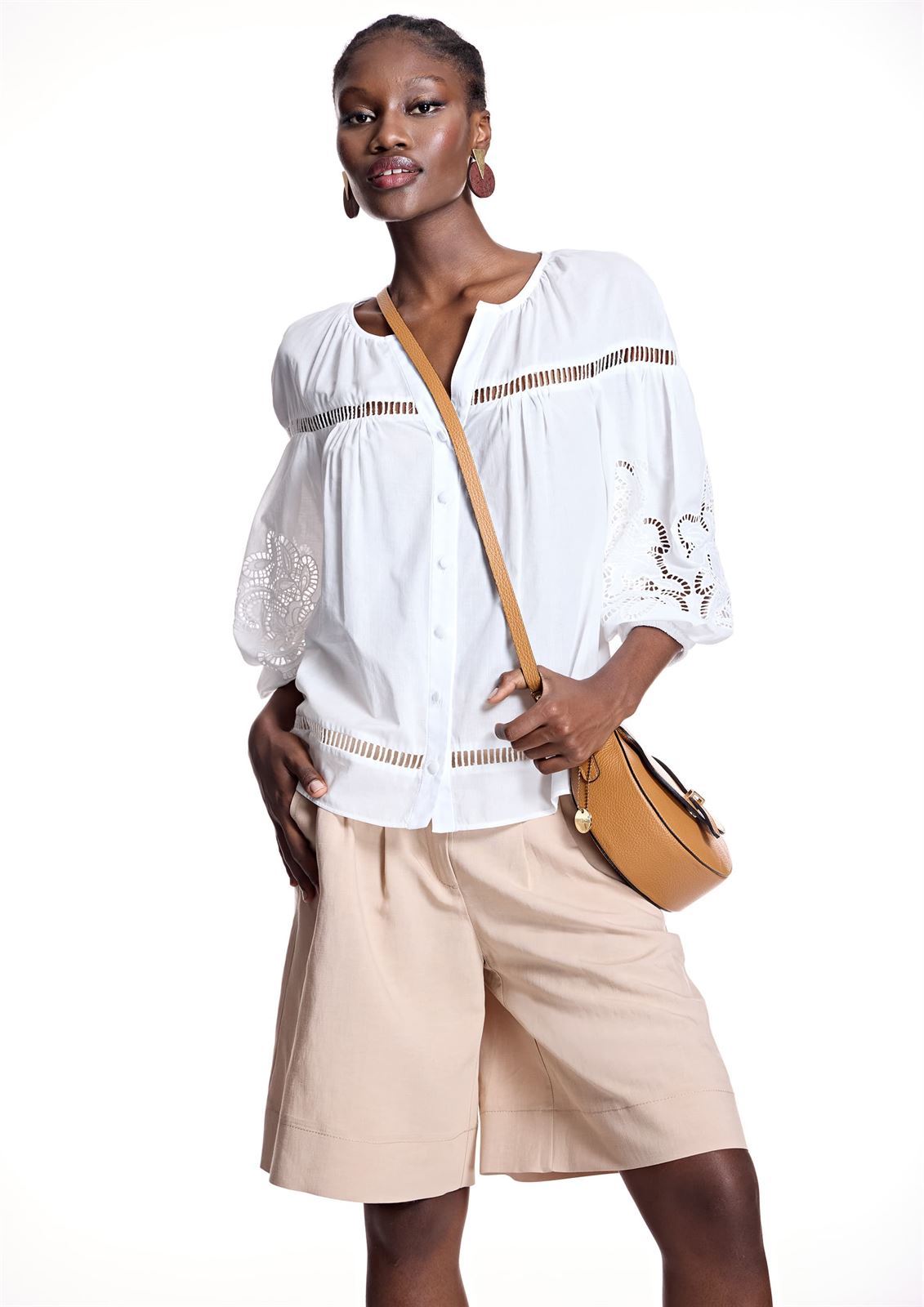 ALBA CONDE Blusa Blanca Calados - Imagen 2