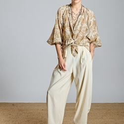 ALBA CONDE Blusa Camel Bordada - Imagen 1