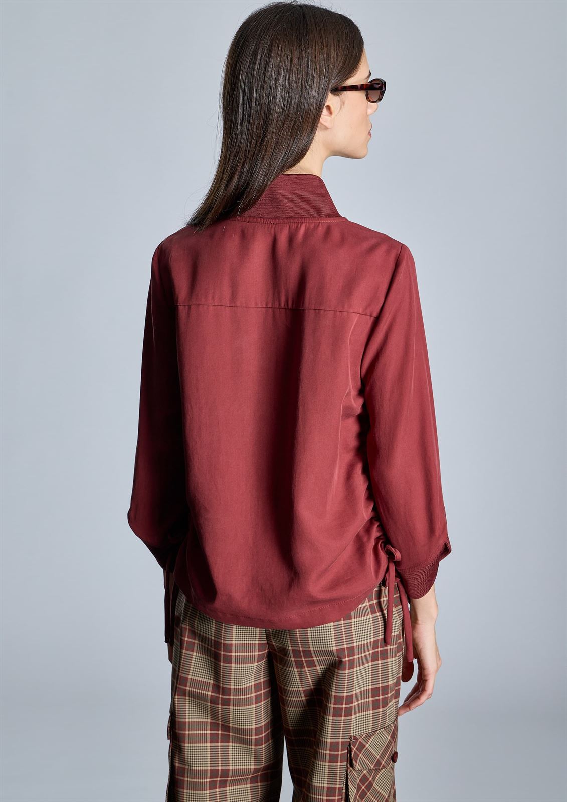 ALBA CONDE Blusa con Frunce Lateral - Imagen 3