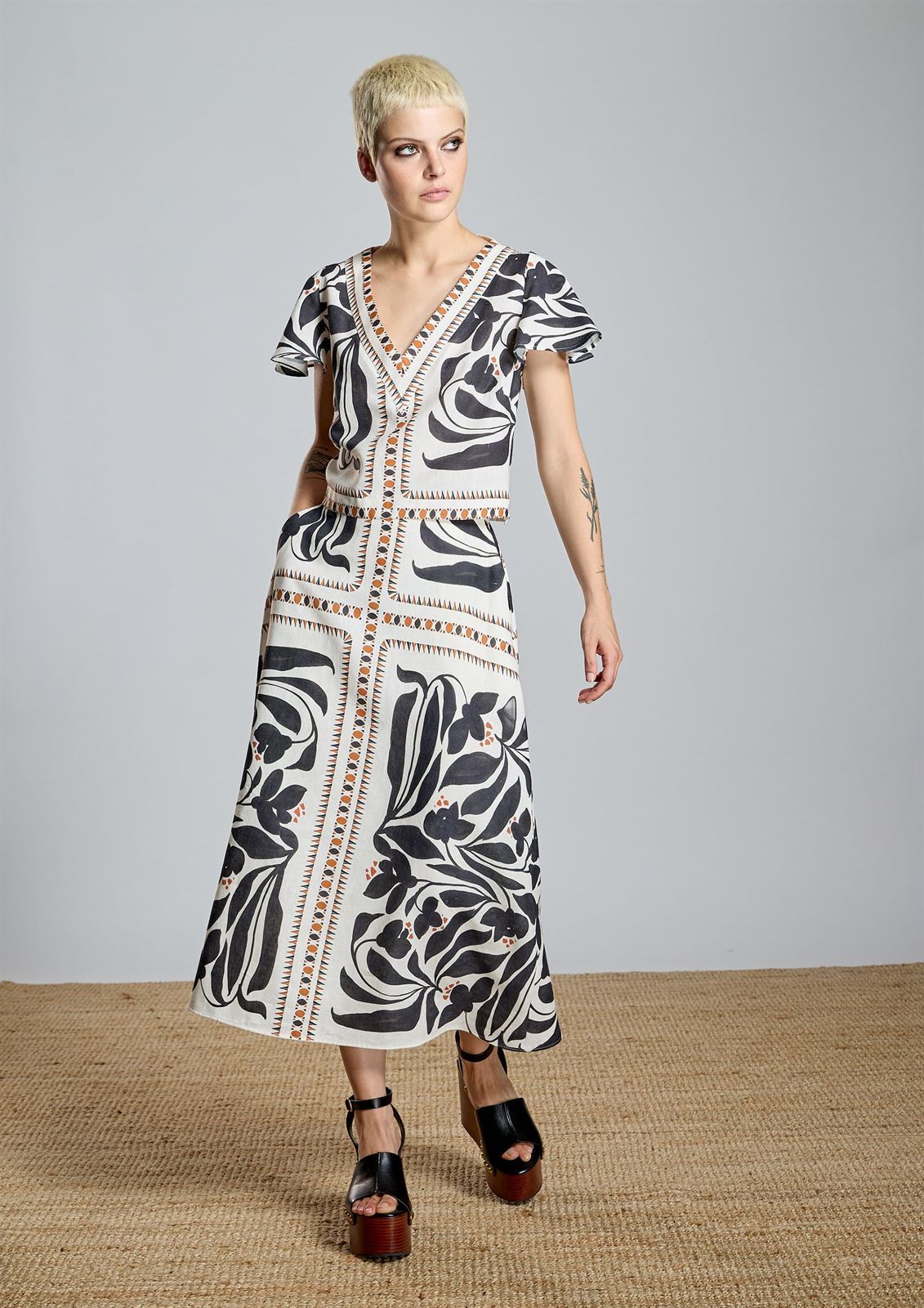 ALBA CONDE Blusa Corta Étnica - Imagen 1