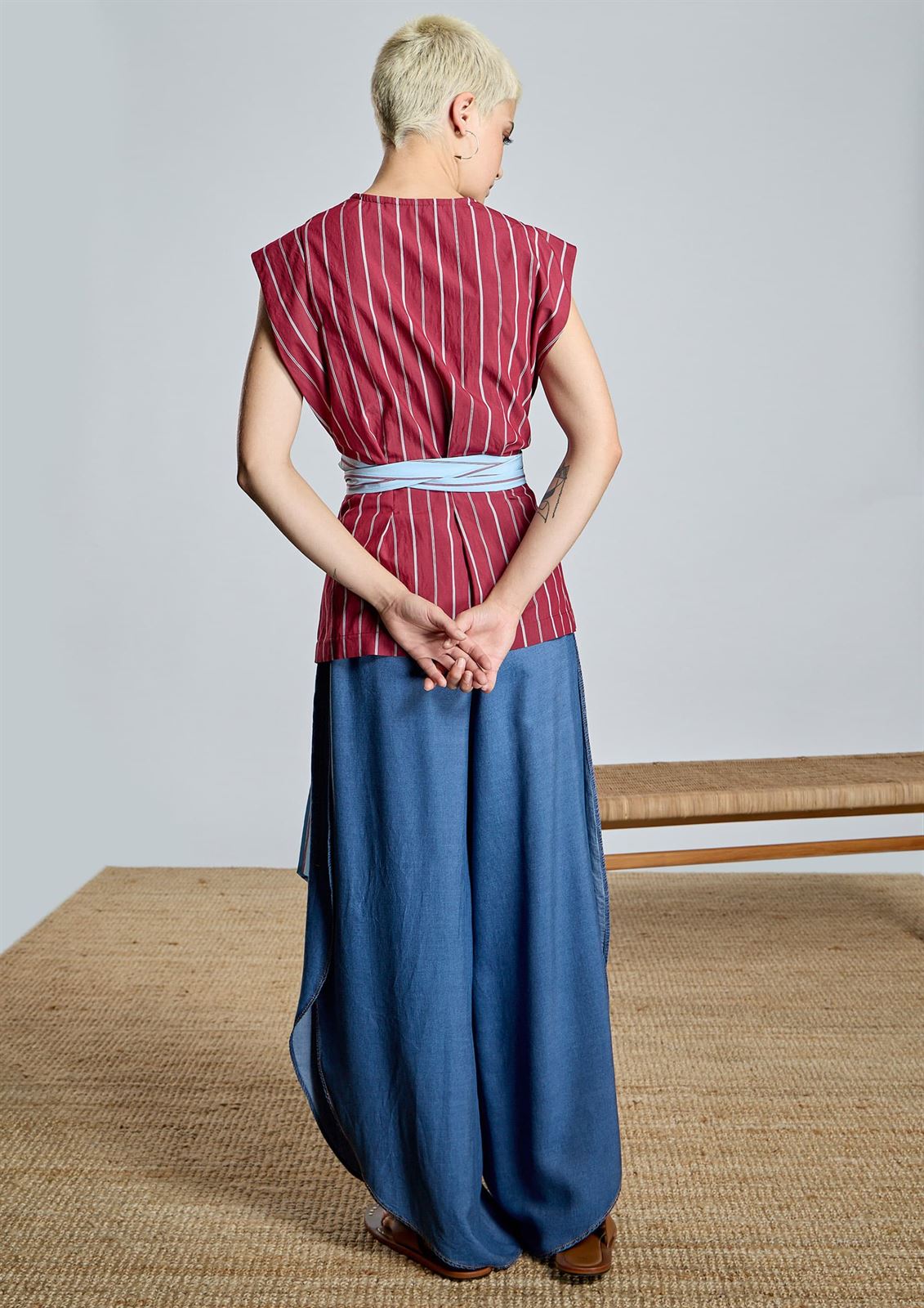 ALBA CONDE Blusa Cruzada de Rayas - Imagen 1