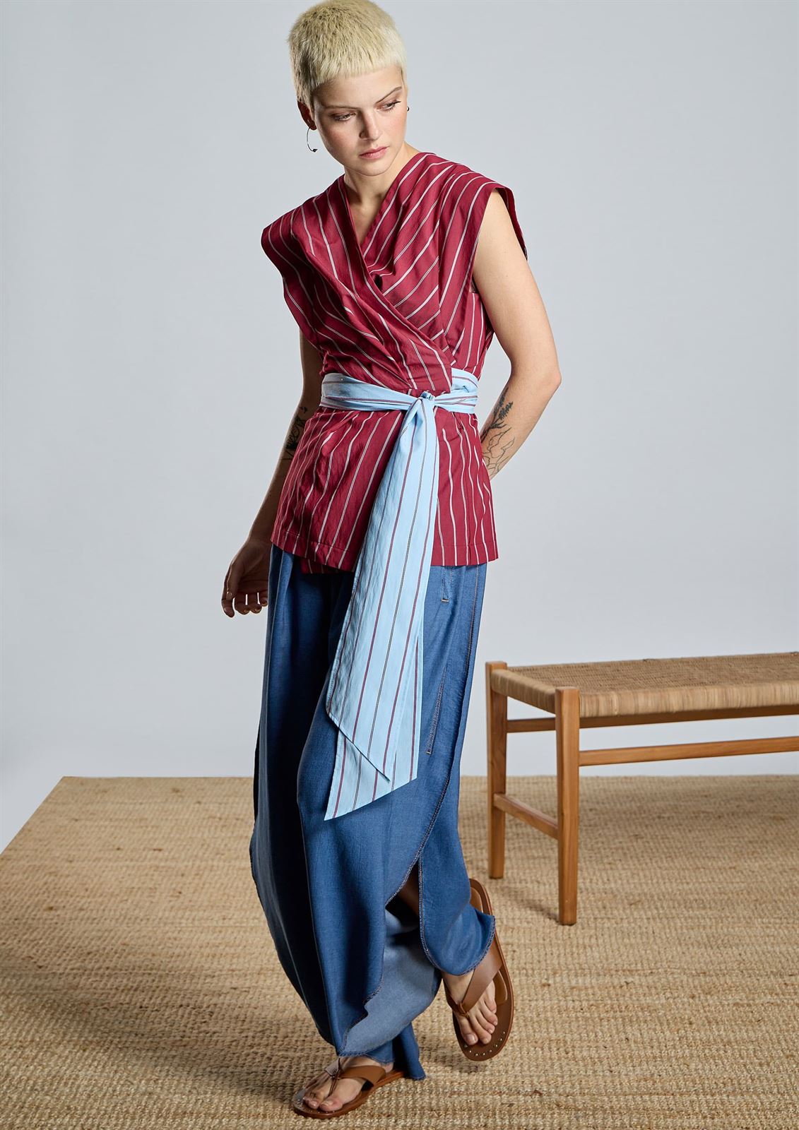 ALBA CONDE Blusa Cruzada de Rayas - Imagen 3