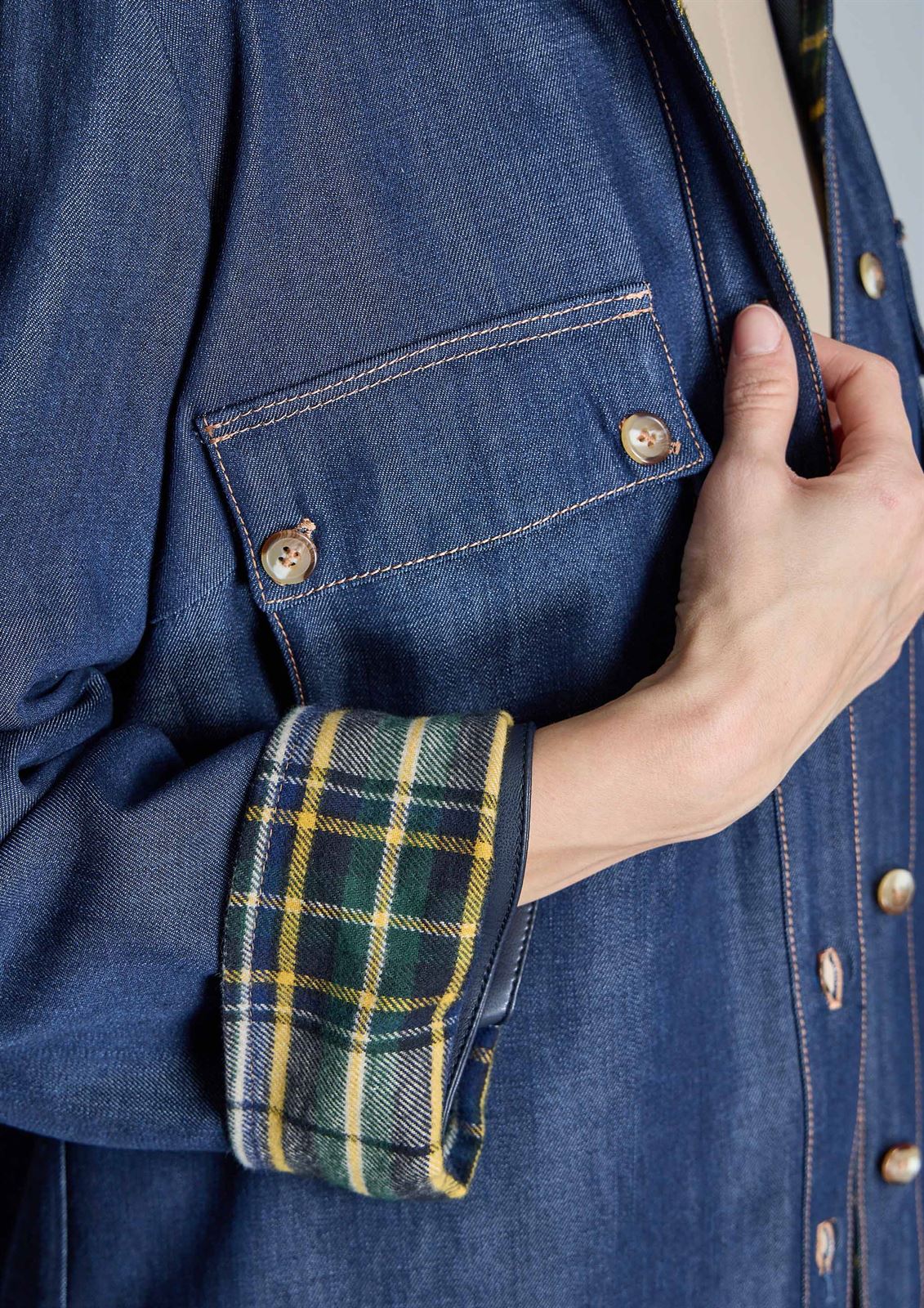 ALBA CONDE Blusa Denim Combinada Cuadros - Imagen 4