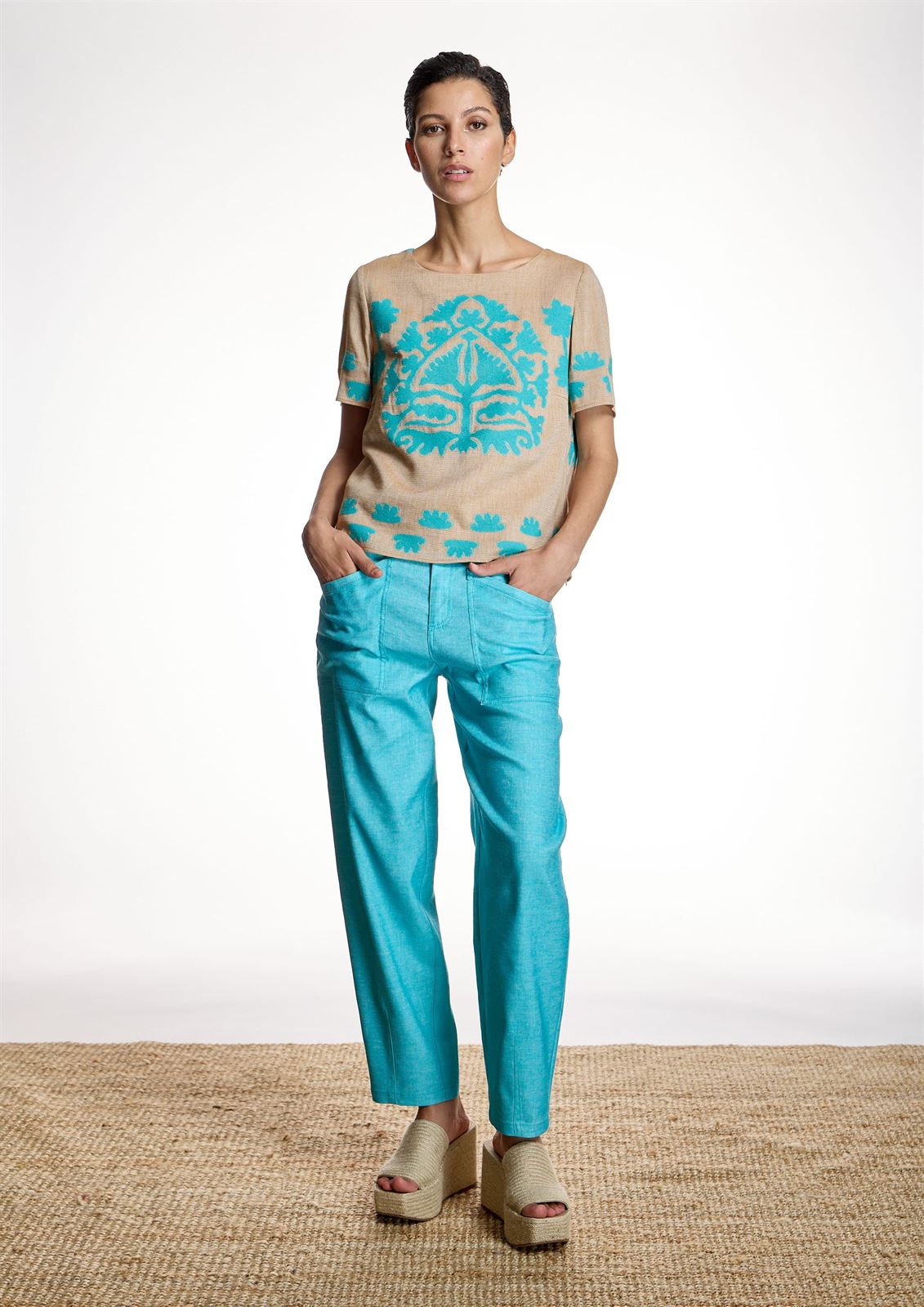 ALBA CONDE Blusa Dibujo a Contraste - Imagen 4