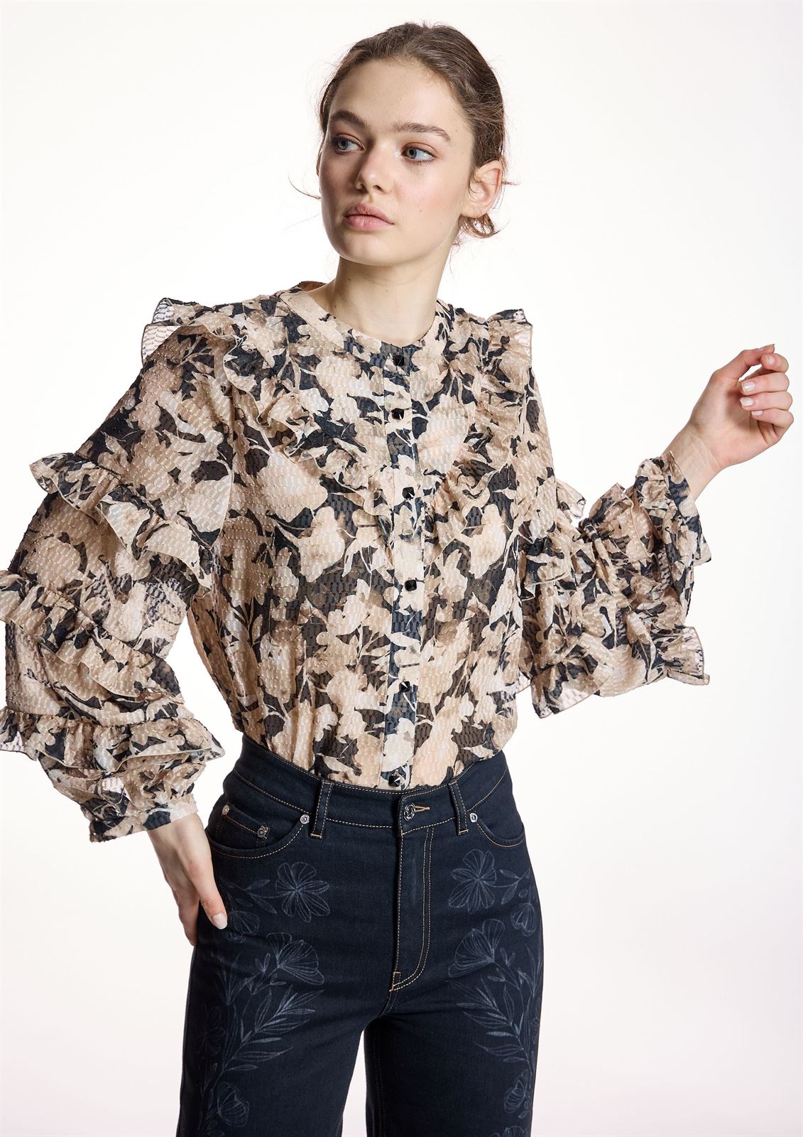 ALBA CONDE Blusa Estampado Floral con Volantes - Imagen 5