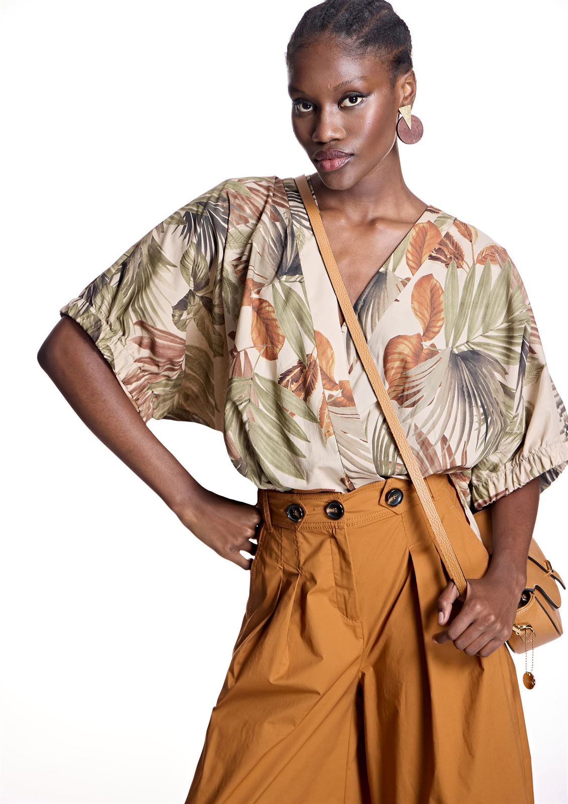 ALBA CONDE Blusa Estampado Tropical - Imagen 2