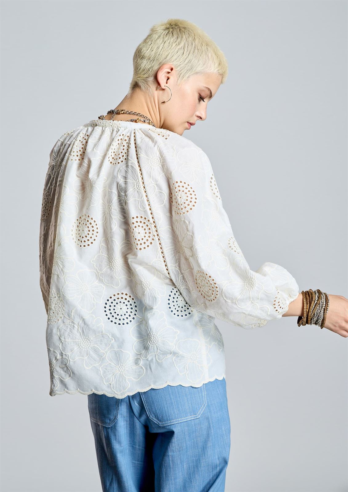 ALBA CONDE Blusa Estilo Bohemio - Imagen 3