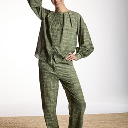 ALBA CONDE Blusa Kaki Bordada - Imagen 1