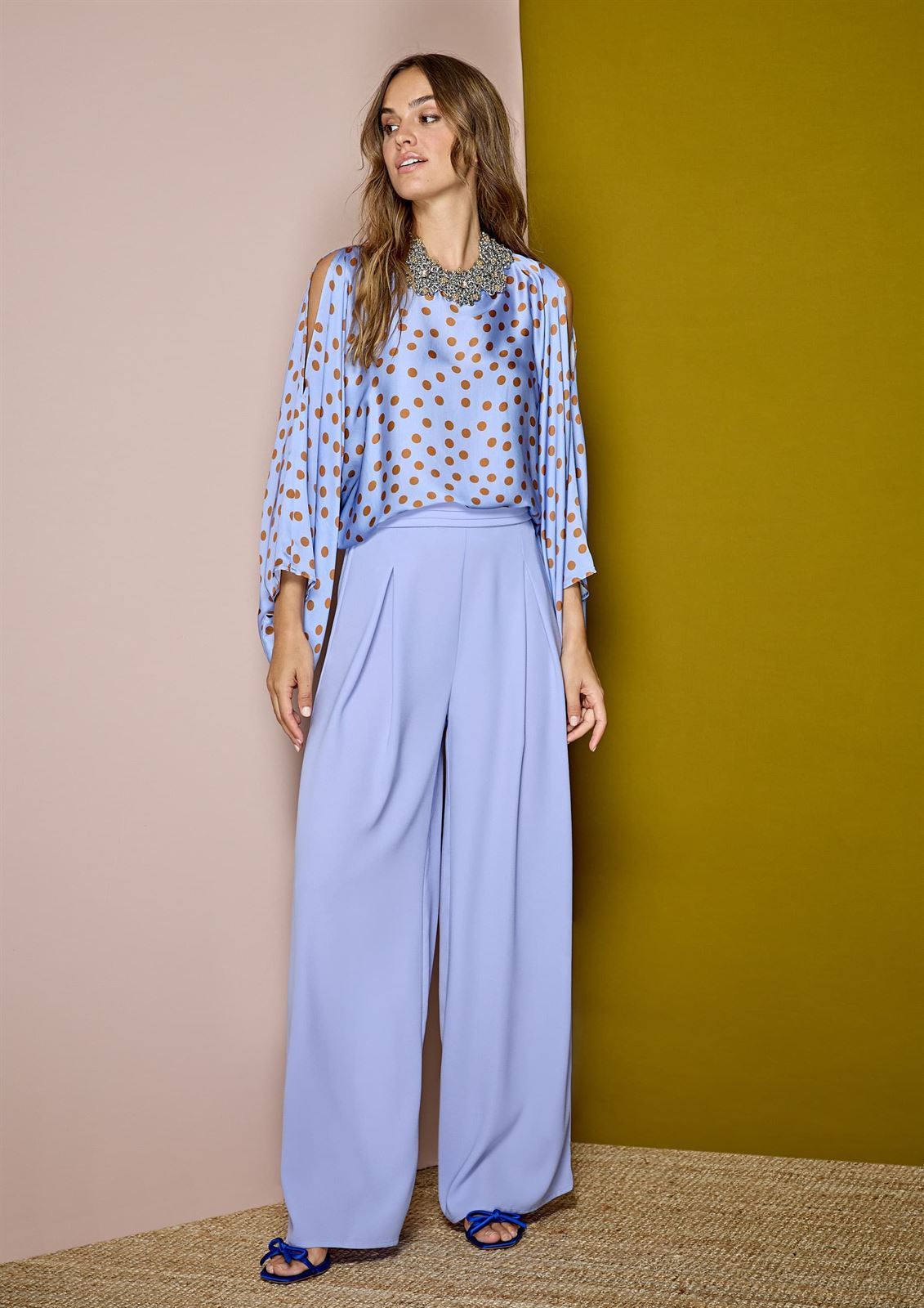 ALBA CONDE Blusa Satinada Lunares - Imagen 1