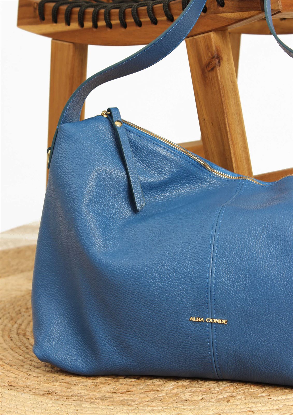 ALBA CONDE Bolso Capri Azul - Imagen 3