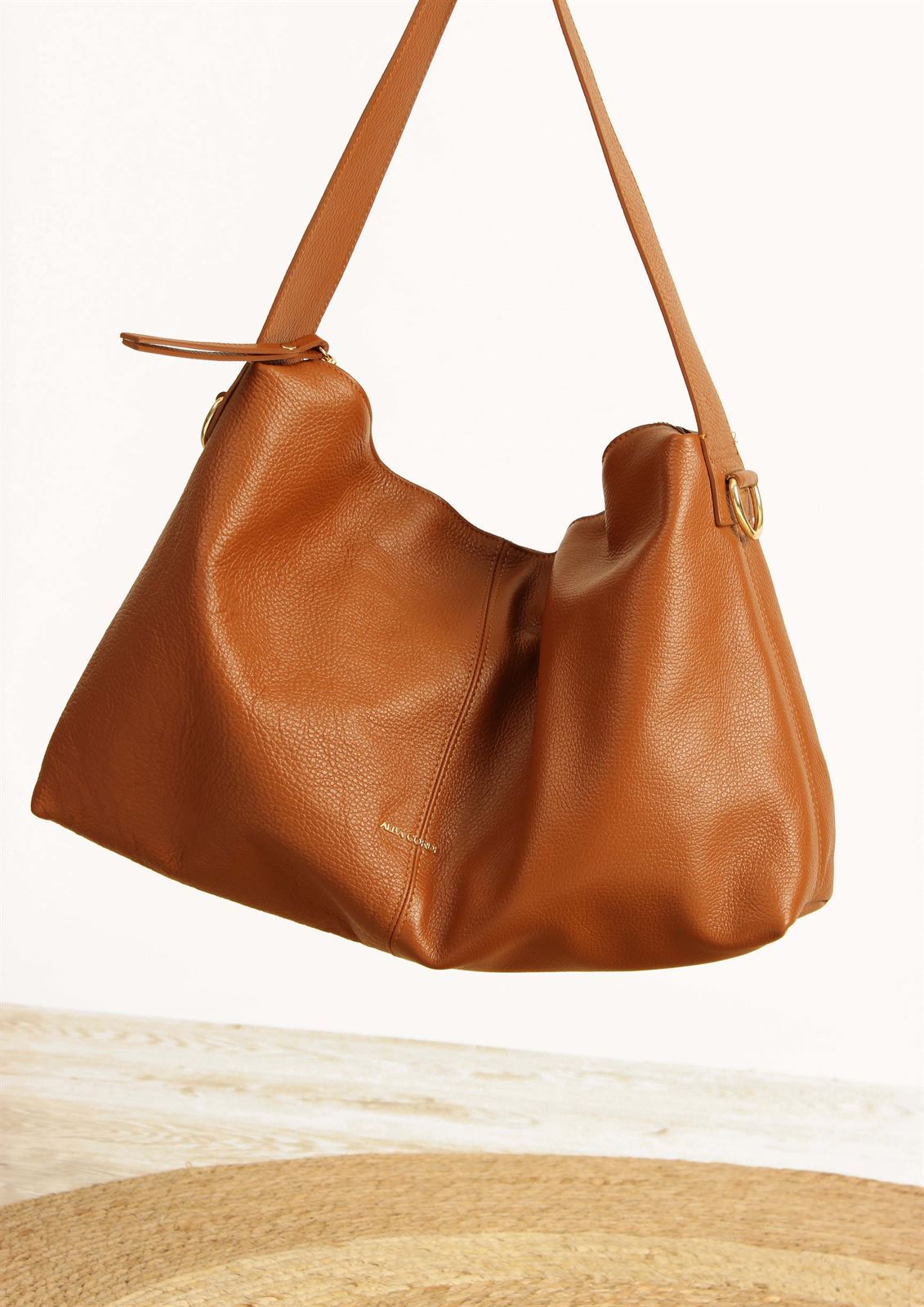 ALBA CONDE Bolso Capri Canela - Imagen 4