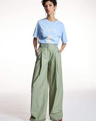 ALBA CONDE Camiseta Azul Coco - Imagen 1