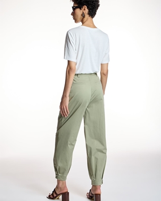 ALBA CONDE Camiseta Blanca con Volante - Imagen 2