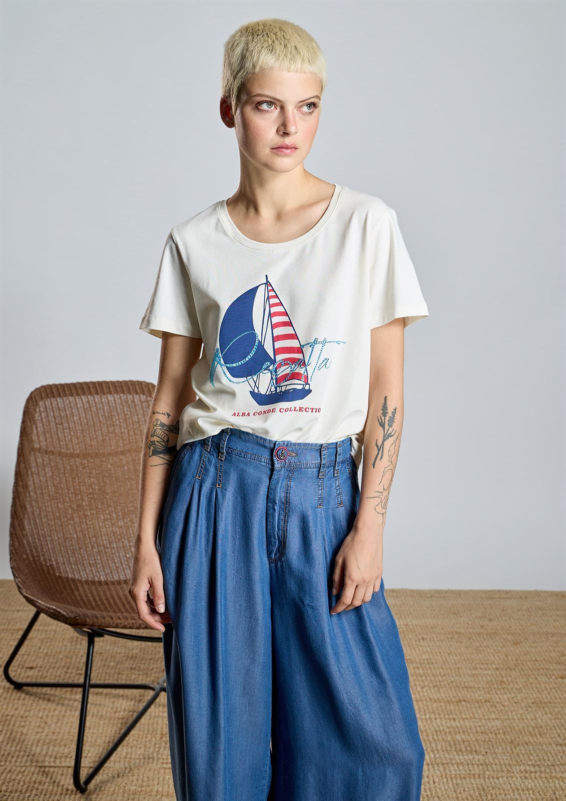 ALBA CONDE Camiseta Cruda Regata - Imagen 2