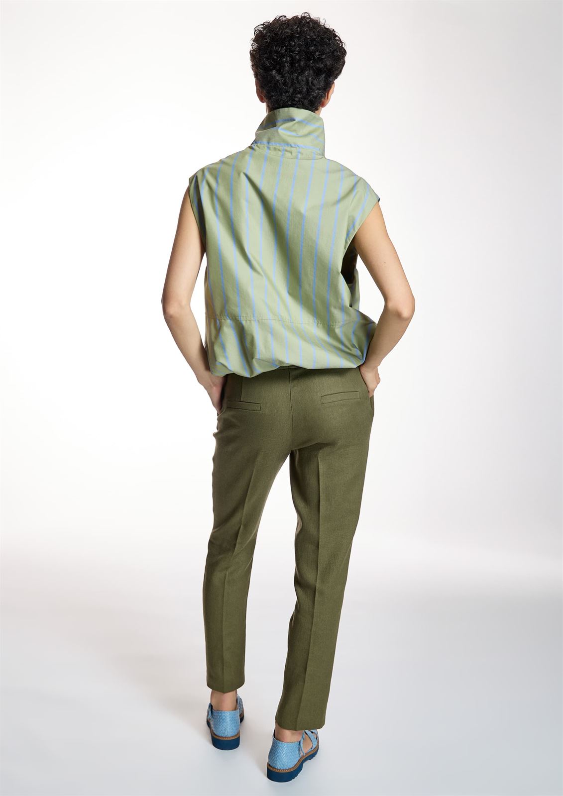 ALBA CONDE Chaleco Verde de Rayas - Imagen 5