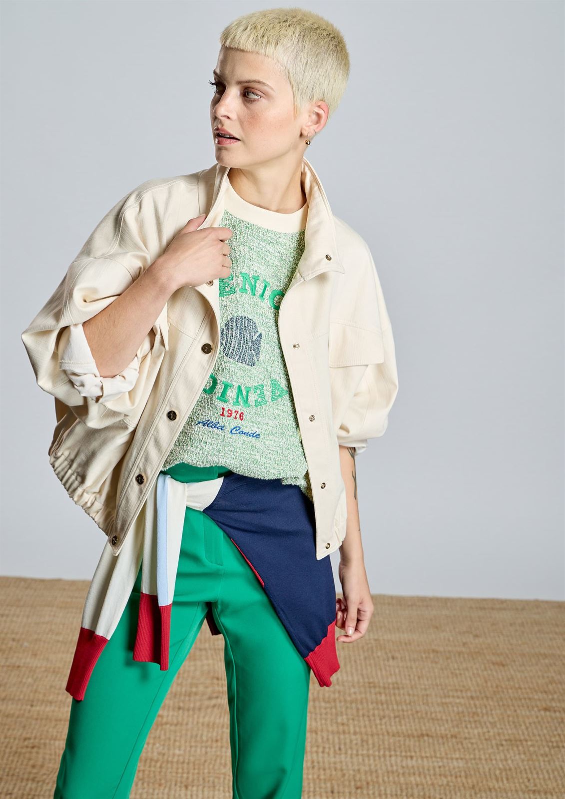 ALBA CONDE Chaqueta Corta en Crudo - Imagen 2