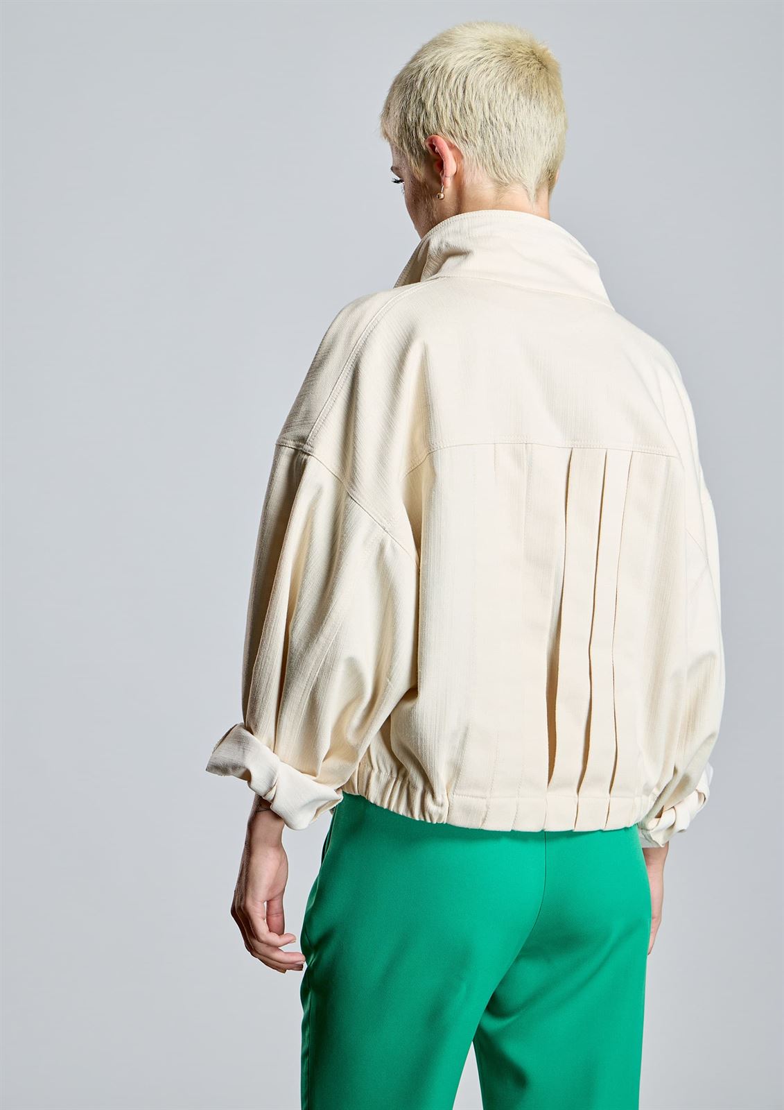 ALBA CONDE Chaqueta Corta en Crudo - Imagen 4