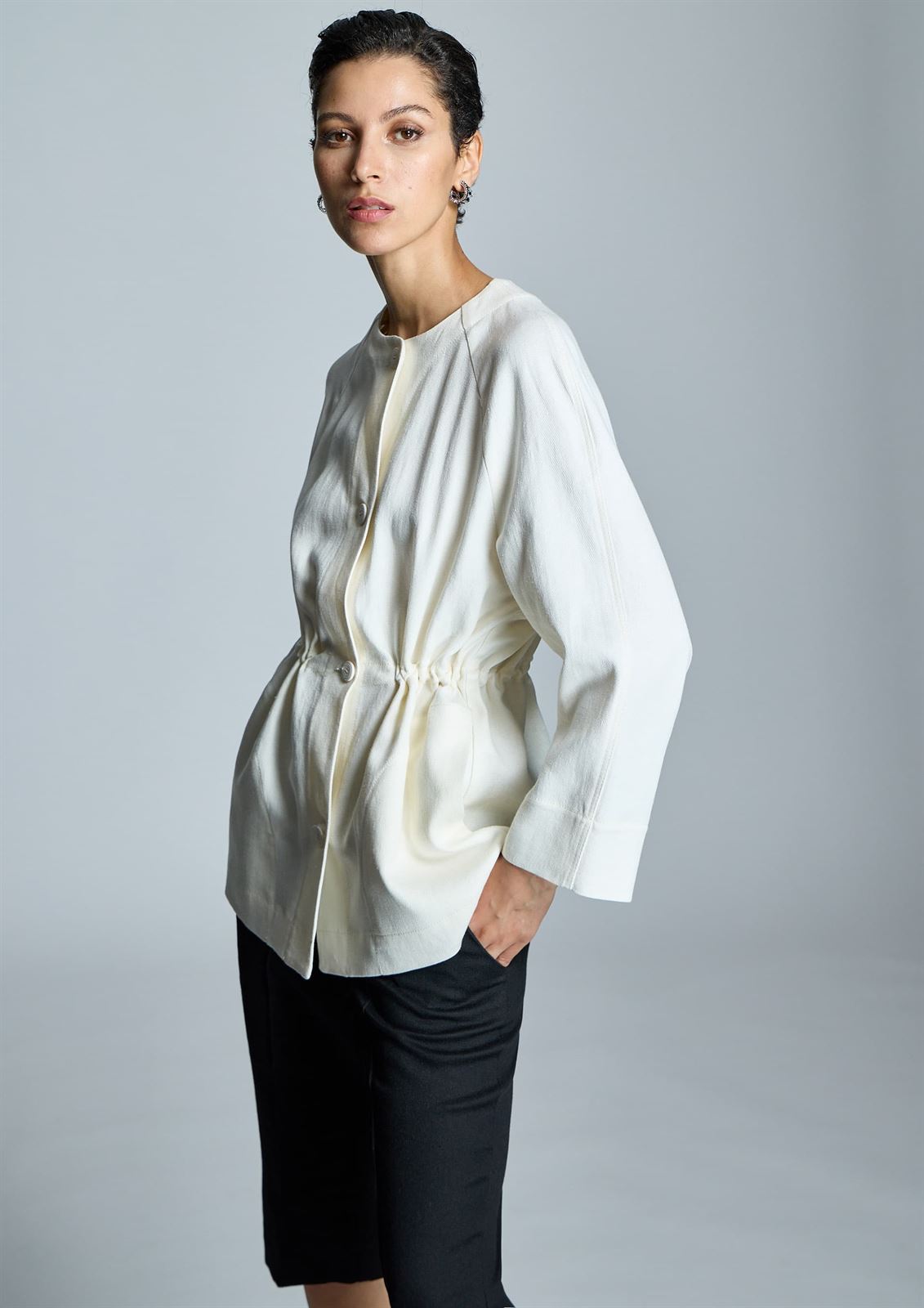 ALBA CONDE Chaqueta Cruda Lino - Imagen 4