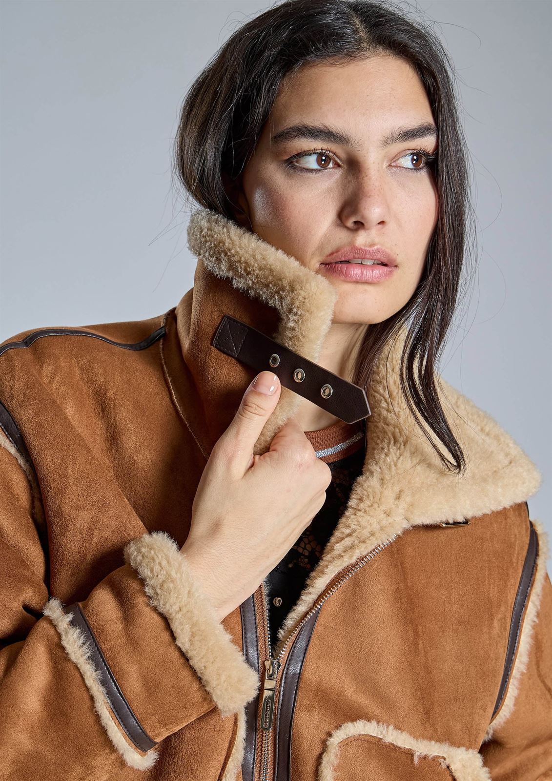 ALBA CONDE Chaqueta Doble Faz Camel - Imagen 5