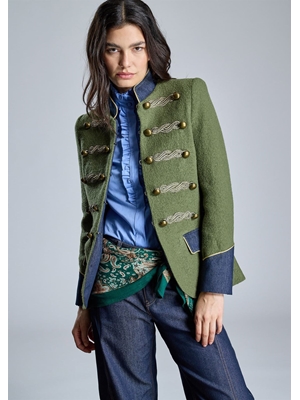 ALBA CONDE Chaqueta Verde Estilo Militar - Imagen 2