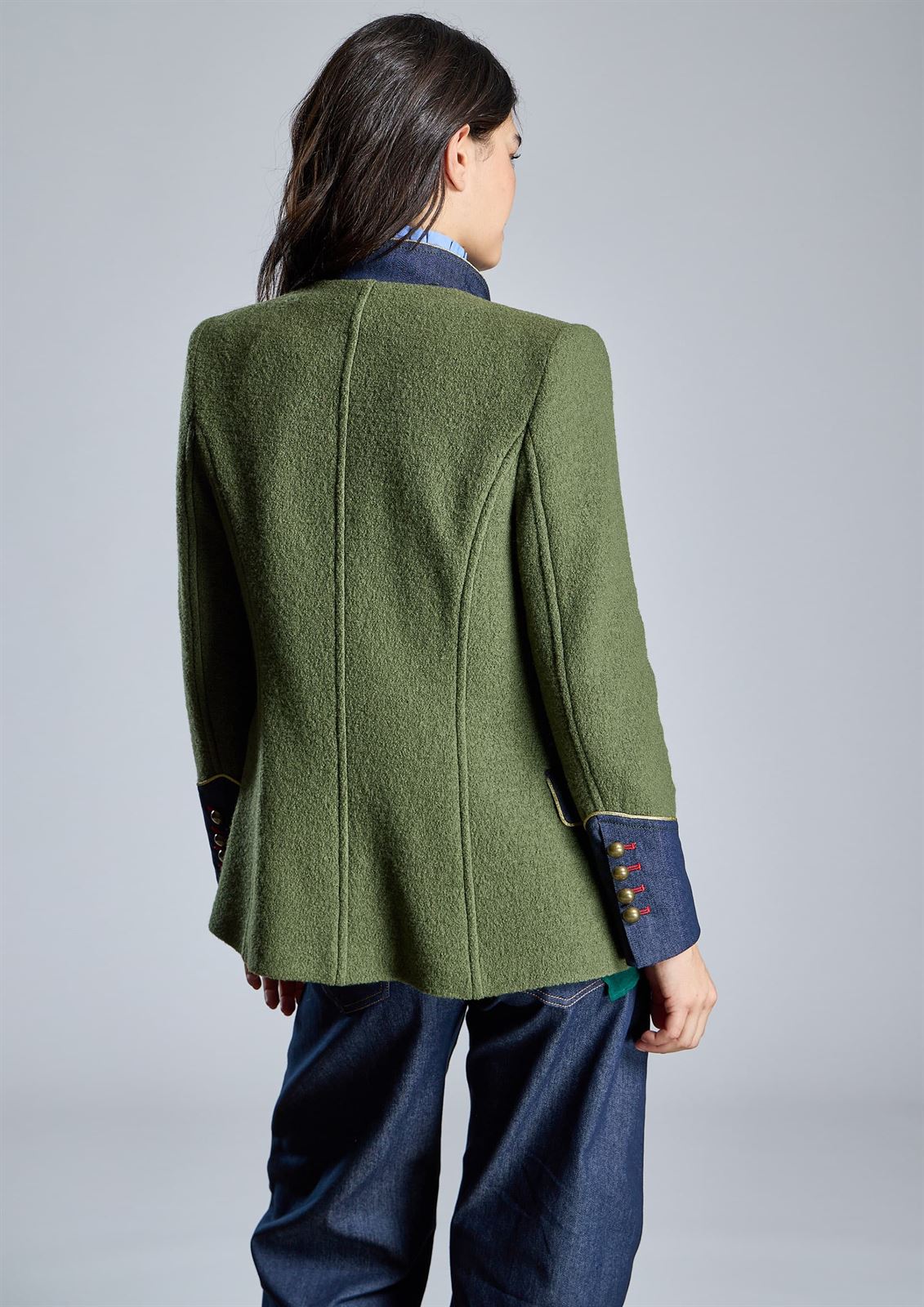 ALBA CONDE Chaqueta Verde Estilo Militar - Imagen 5
