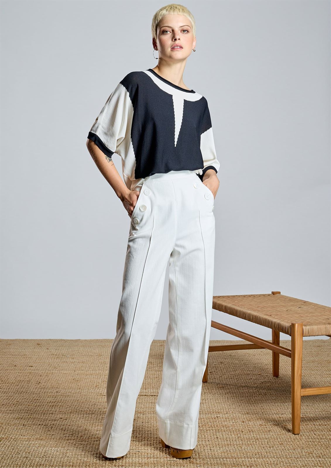 ALBA CONDE Denim Recto con detalle de Botones - Imagen 3