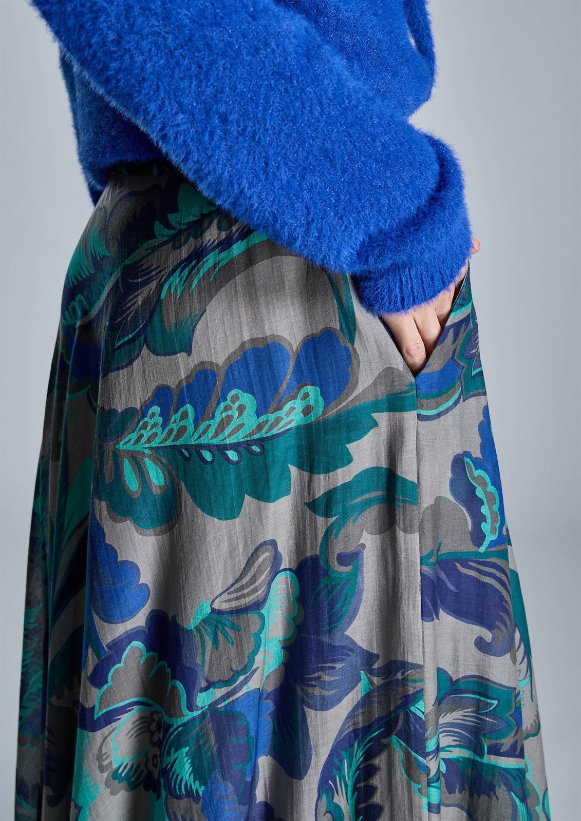 ALBA CONDE Falda Larga Estampado Azul - Imagen 4