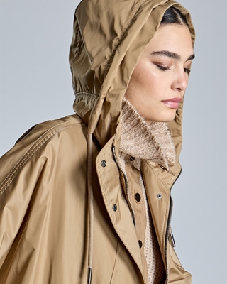 ALBA CONDE Gabardina Camel con Capucha - Imagen 2
