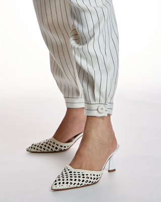 ALBA CONDE Pantalón Crudo de Rayas - Imagen 2