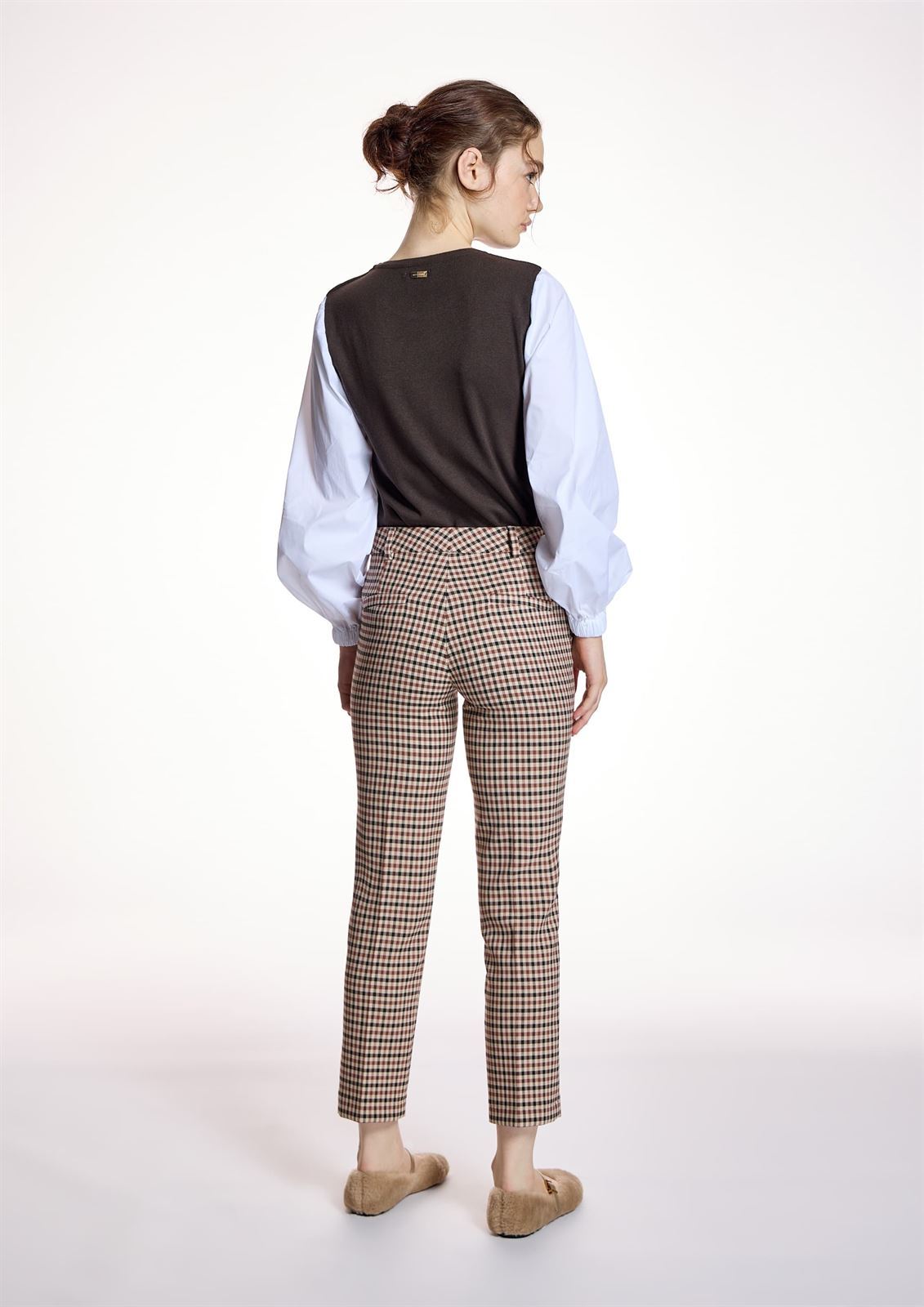 ALBA CONDE Pantalón Entallado de Cuadros - Imagen 3