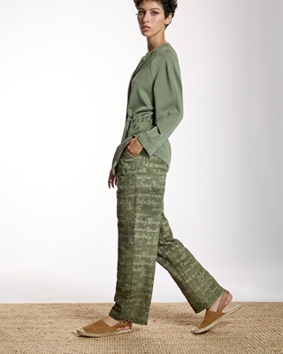 ALBA CONDE Pantalón Kaki Bordado - Imagen 1