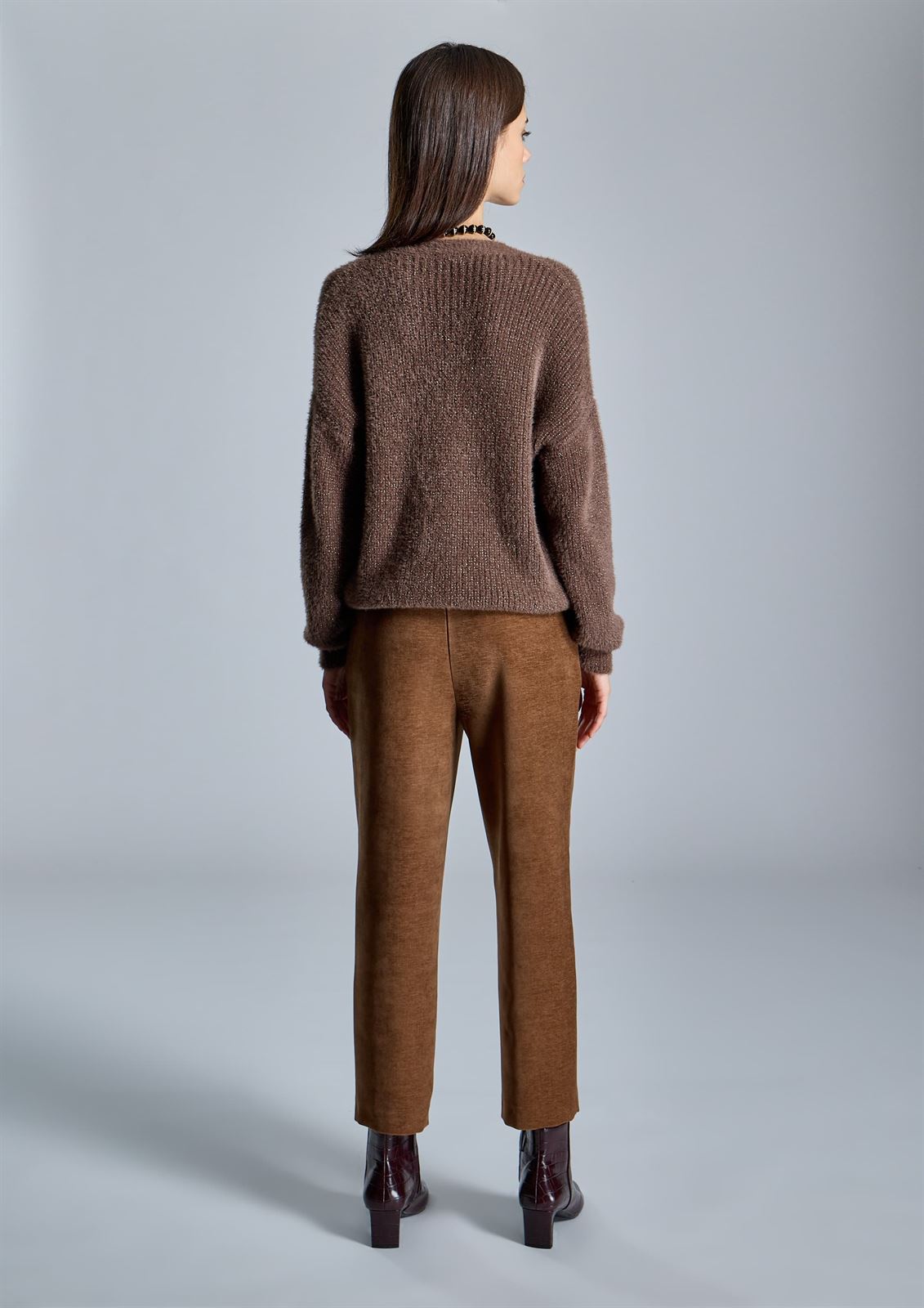 ALBA CONDE Pantalón Recto Marrón - Imagen 4