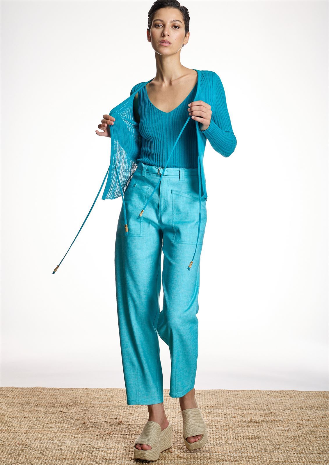 ALBA CONDE Pantalón Recto Turquesa - Imagen 2