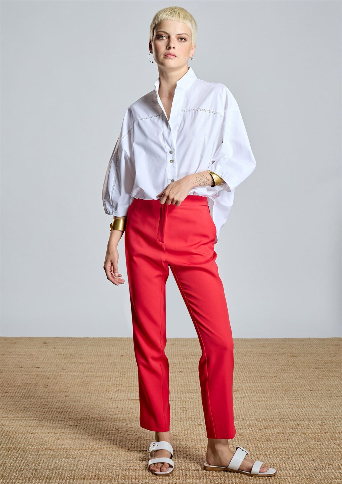 ALBA CONDE Pantalón Semientallado Rojo - Imagen 3