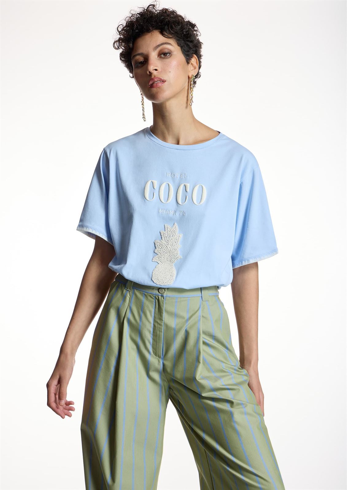 ALBA CONDE Pantalón Verde de Rayas - Imagen 1