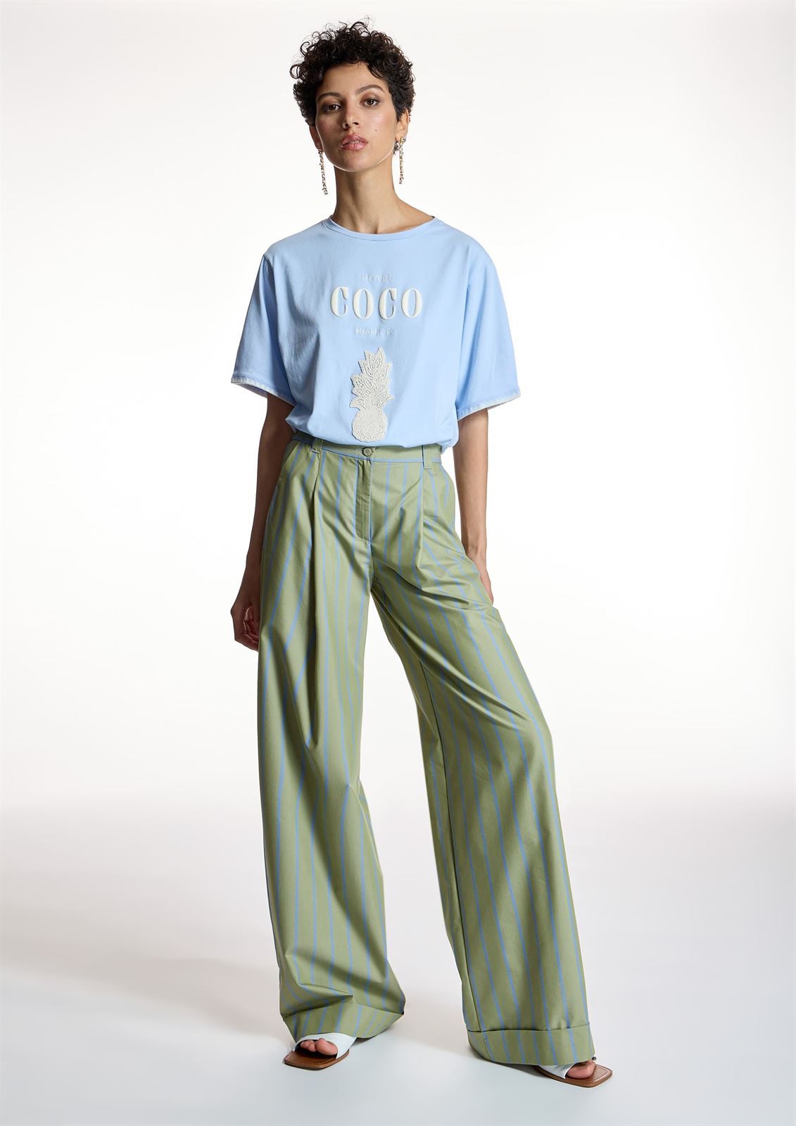 ALBA CONDE Pantalón Verde de Rayas - Imagen 2