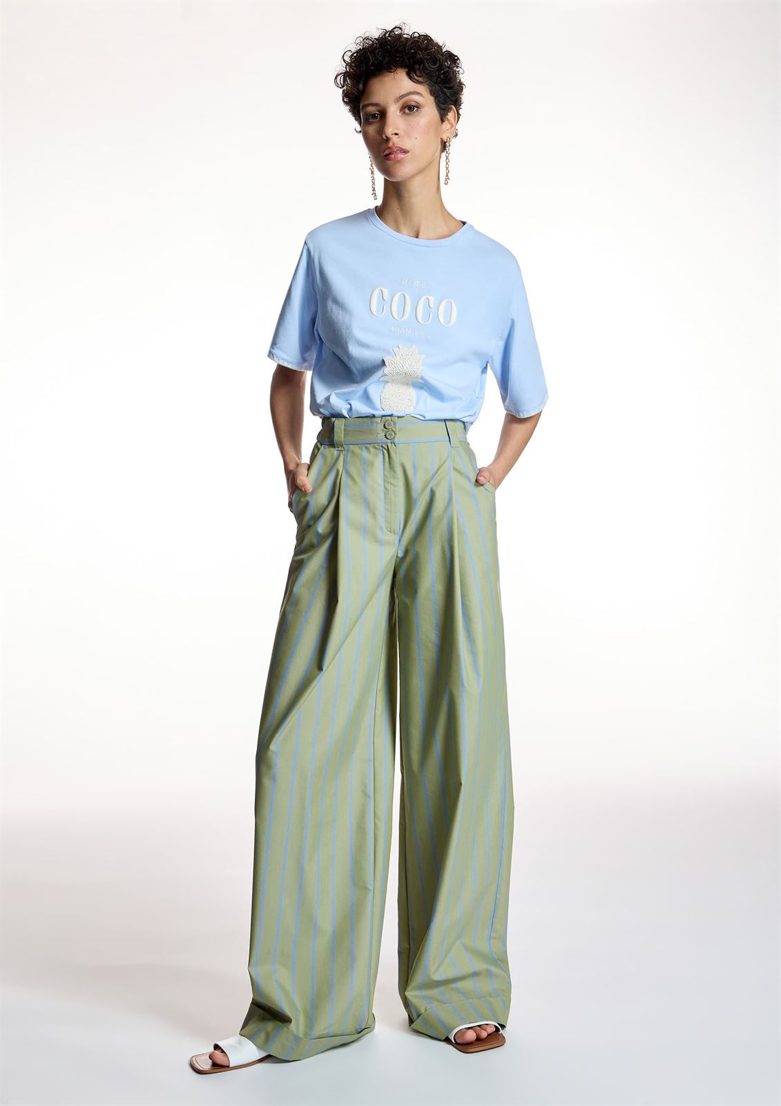 ALBA CONDE Pantalón Verde de Rayas - Imagen 3