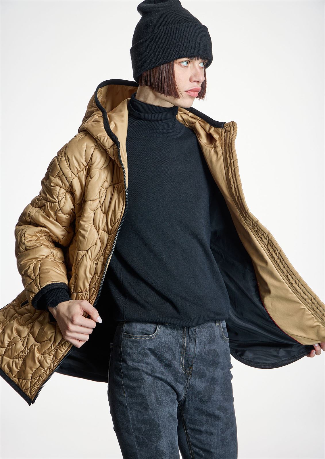 ALBA CONDE Parka Acolchada en Camel - Imagen 1