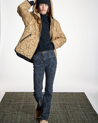 ALBA CONDE Parka Acolchada en Camel - Imagen 2