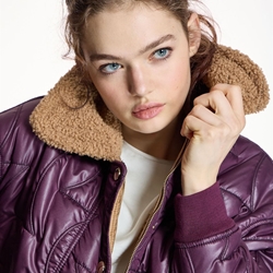 ALBA CONDE Parka Corta Burdeos - Imagen 2