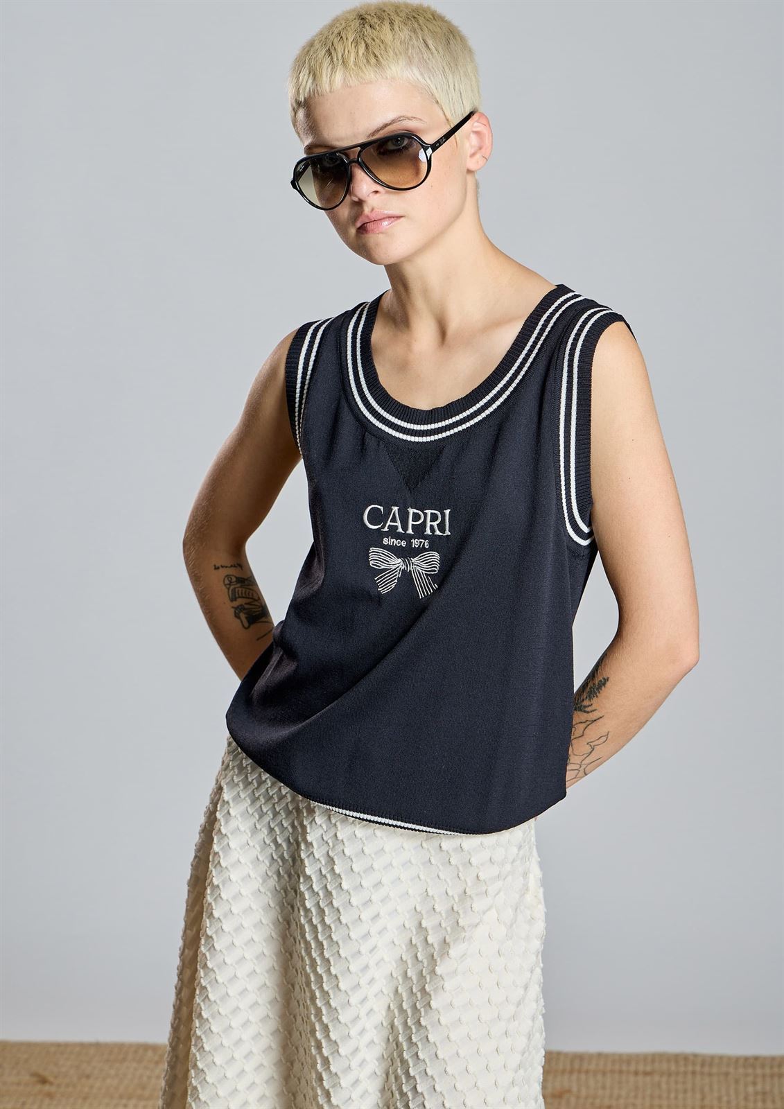 ALBA CONDE Top de Punto Negro - Imagen 1