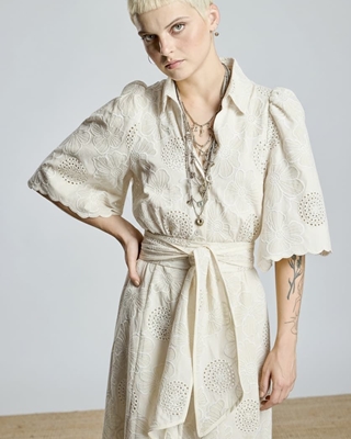 ALBA CONDE Vestido Azul con Bordado - Imagen 2