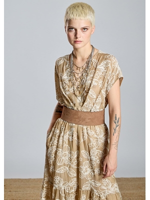 ALBA CONDE Vestido Camel Bordado - Imagen 2