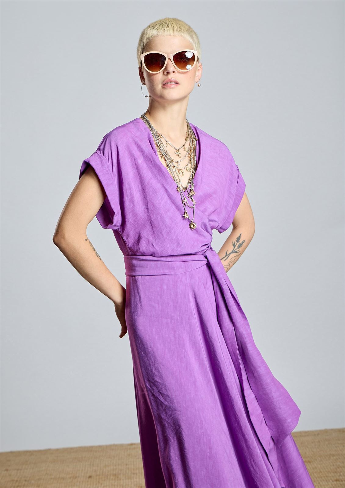 ALBA CONDE Vestido Cruzado Lila - Imagen 3