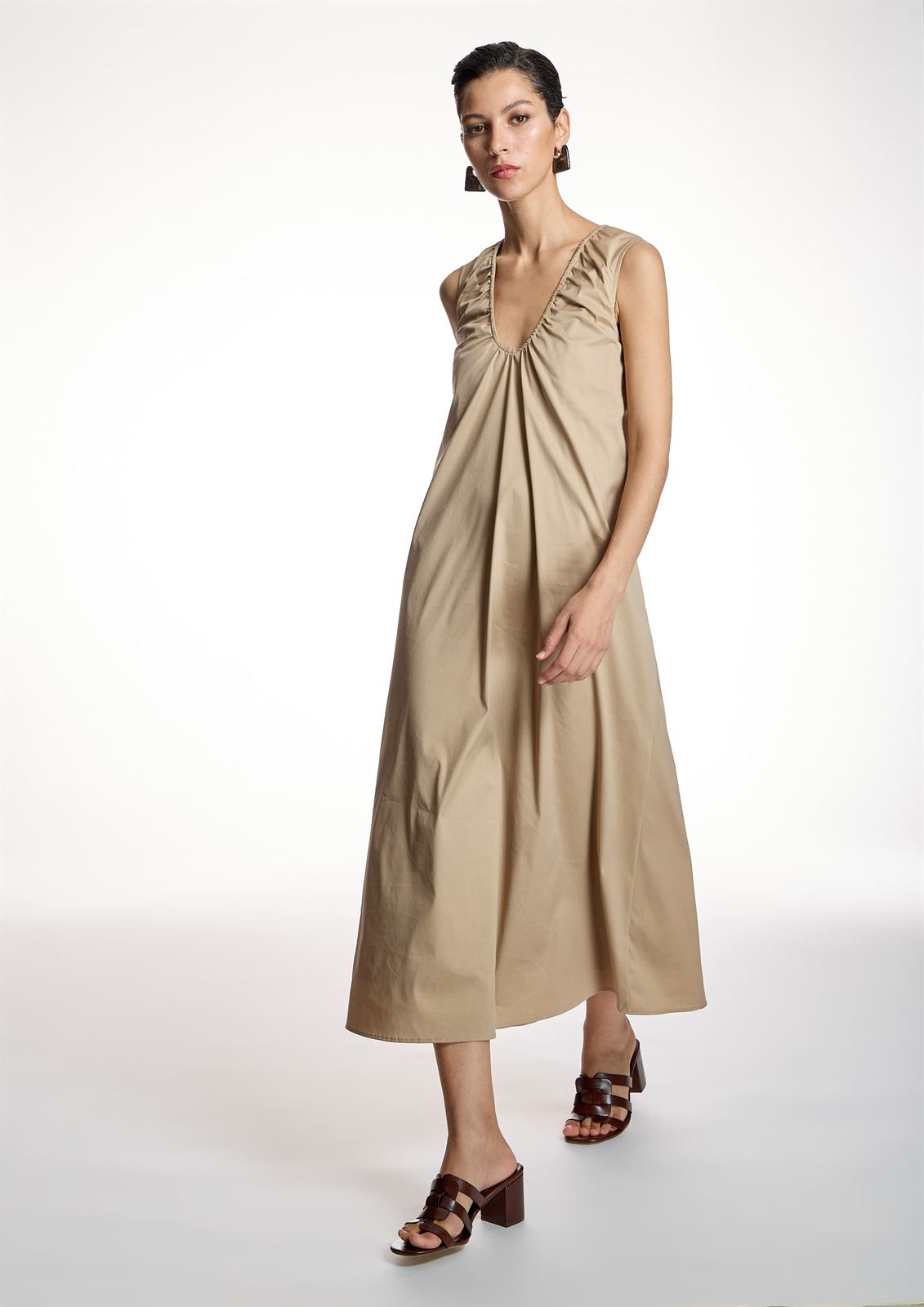 ALBA CONDE Vestido Midi Camel - Imagen 2